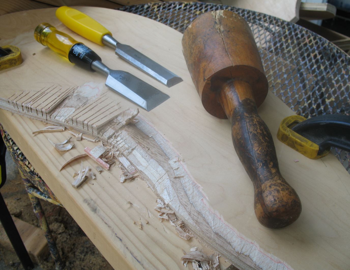 85-Big-Guns-Sign-Carving-Tools.JPG