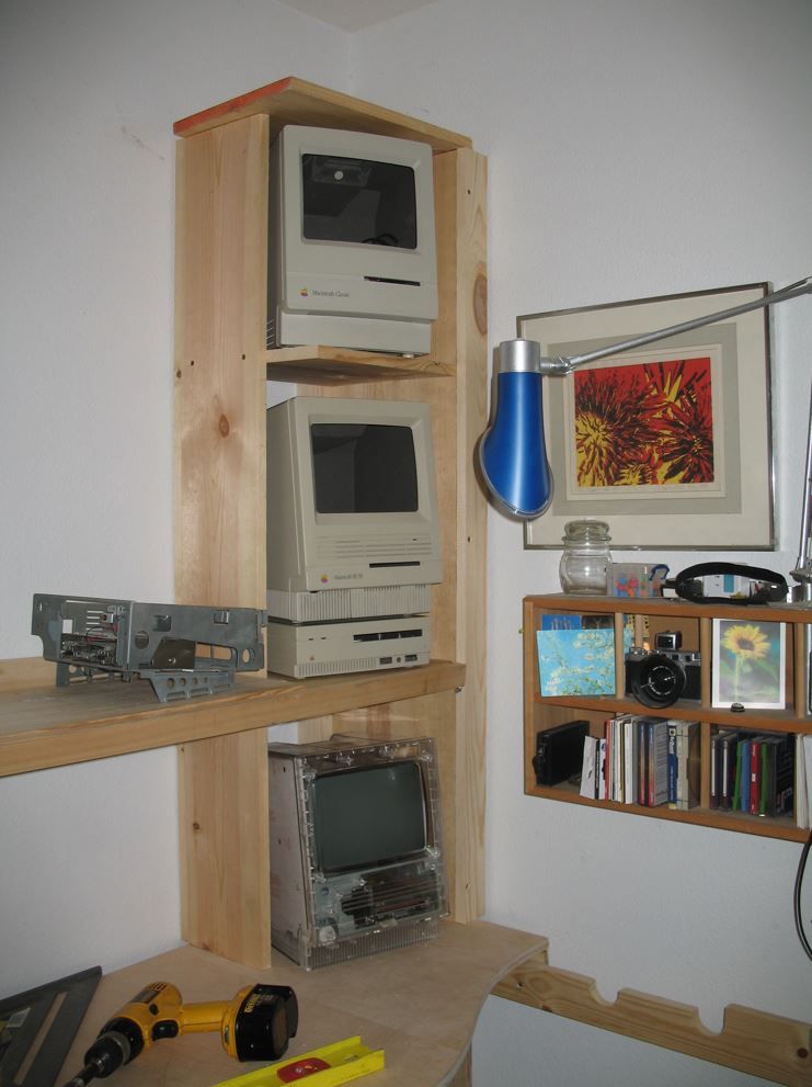 CornerMacRack-02.JPG