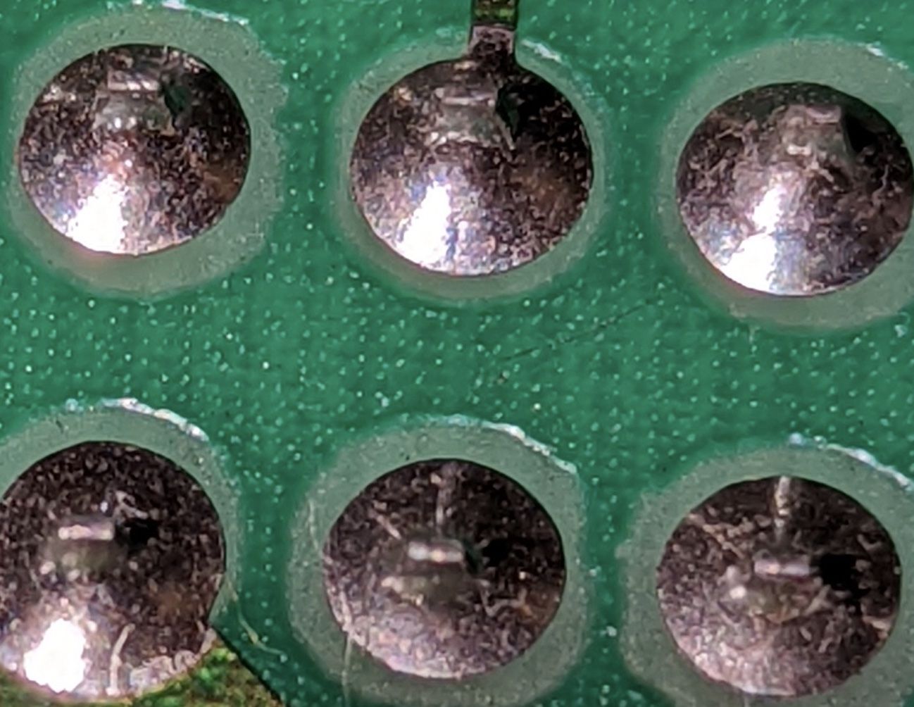 cracked_solder_joints_cu.jpg