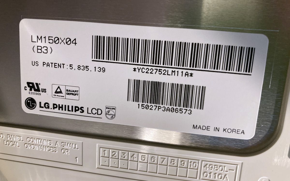 iMacG4.7GHz-LM150X04-B3.jpg