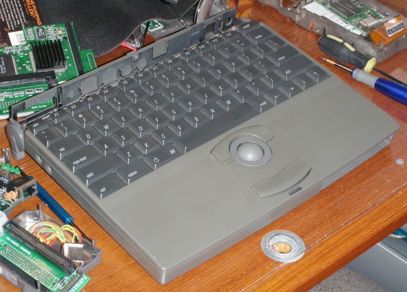 PB100-1400-KBD-Graft-01.JPG