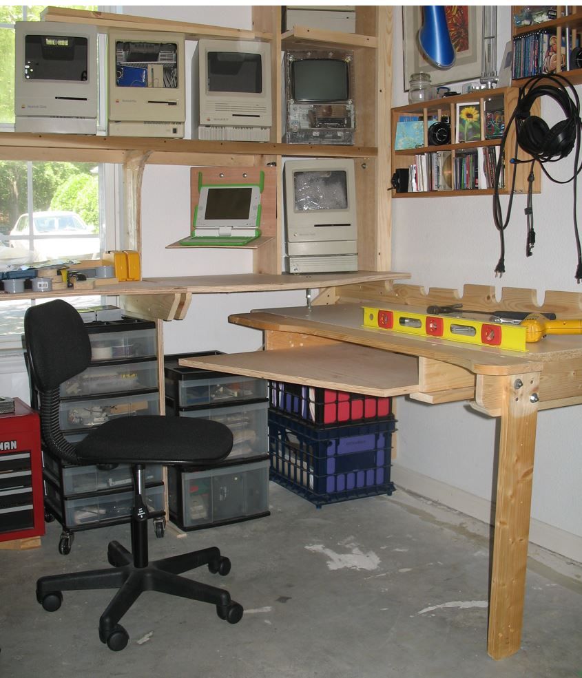 Two-Legged-Corner-Desk-00.JPG